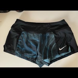 NWOT NIKE athletic shorts in small